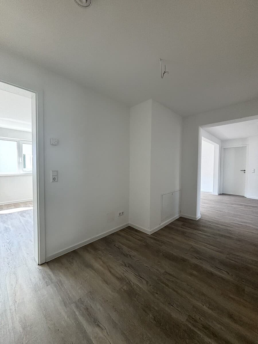 Attraktive 4,5-Zimmer-Wohnung mit Balkon & Garage