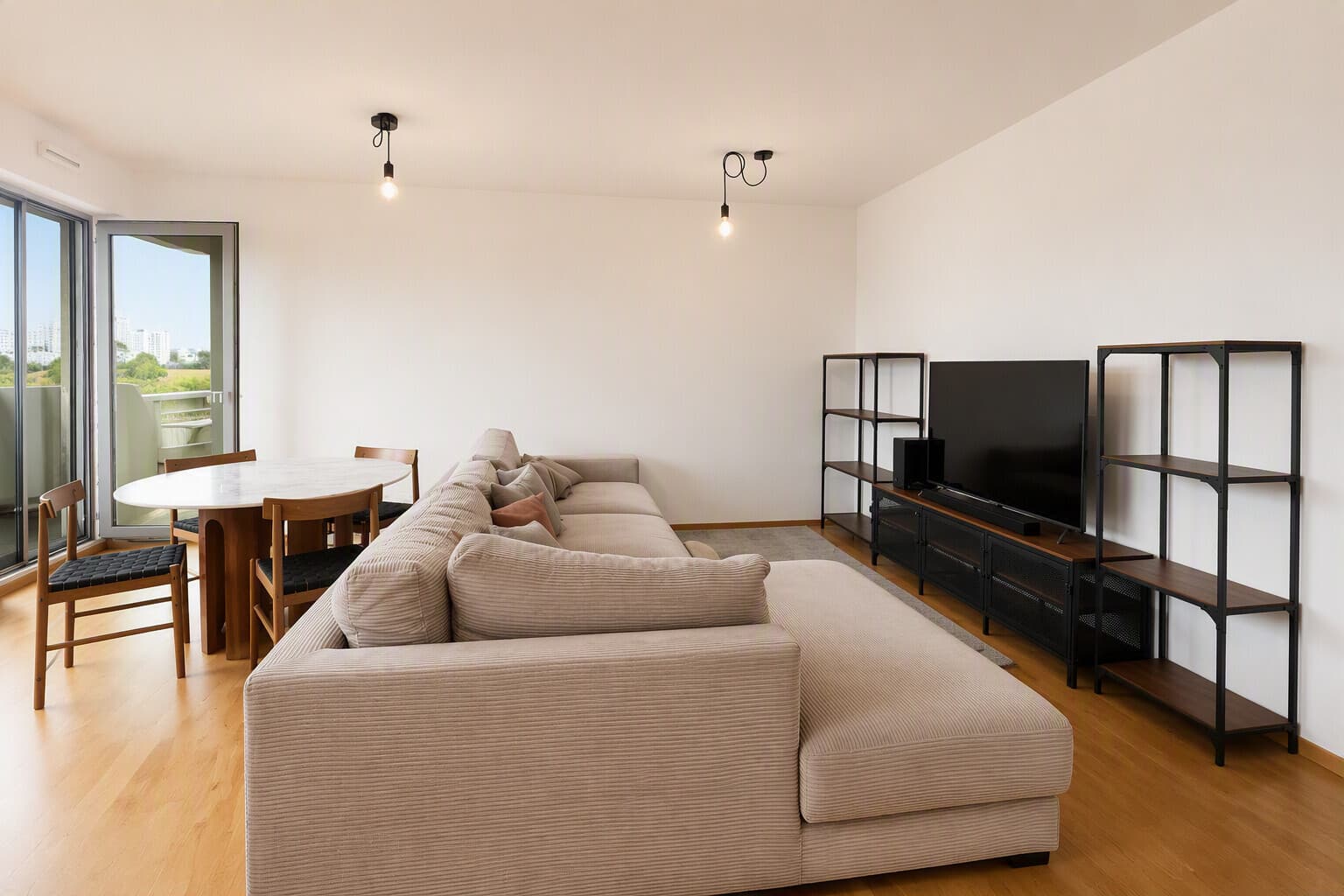 Moderne 3-Zimmer-Wohnung mit 2 Balkonen, Tiefgarage & EBK