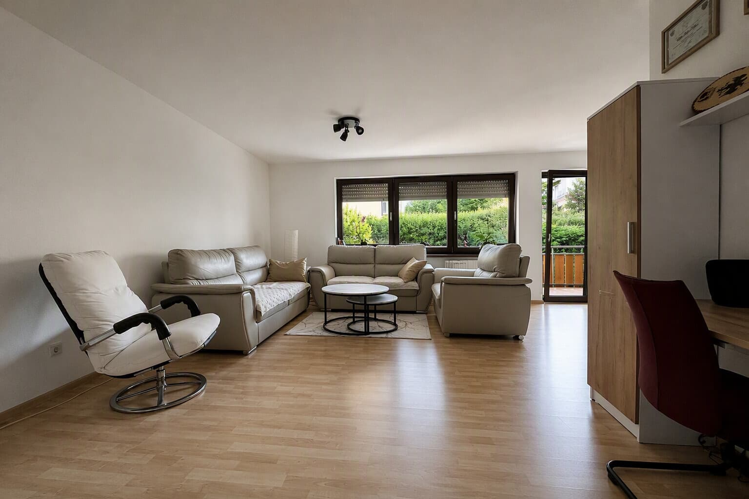 Charmante 2,5-Zimmer-Wohnung mit Sonnenbalkon und Garten