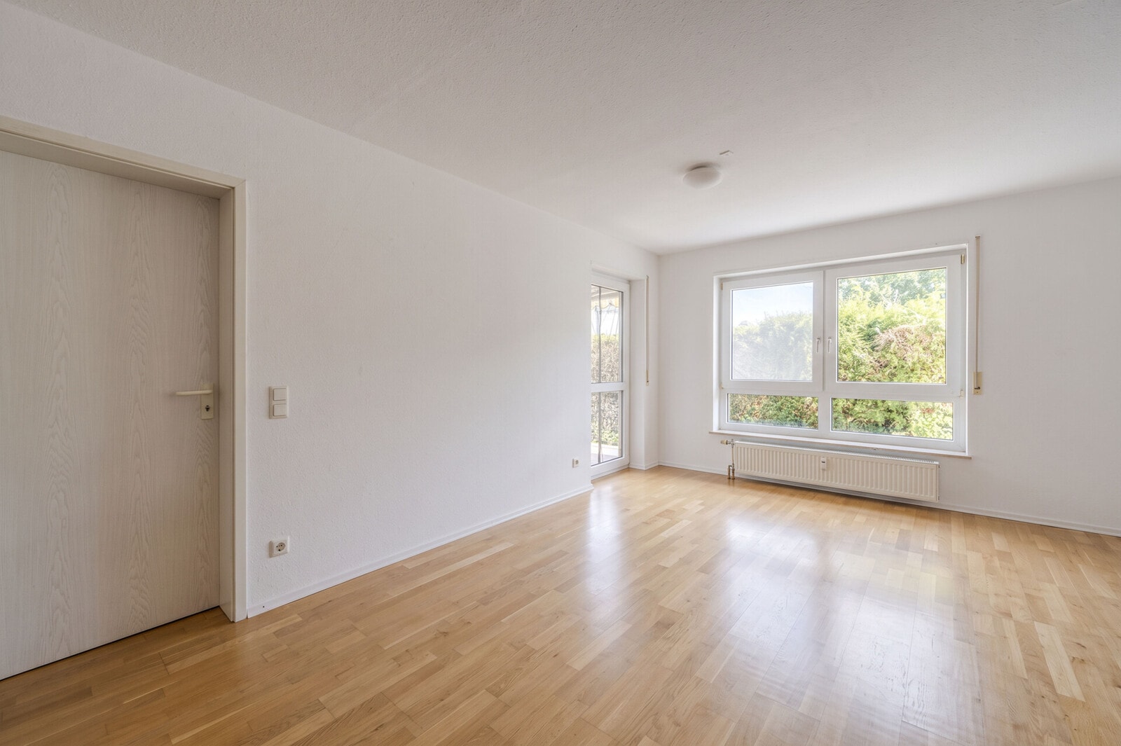 Attraktive 2-Zimmer-Wohnung mit toller Süd-Terrasse und Tiefgaragenstellplatz