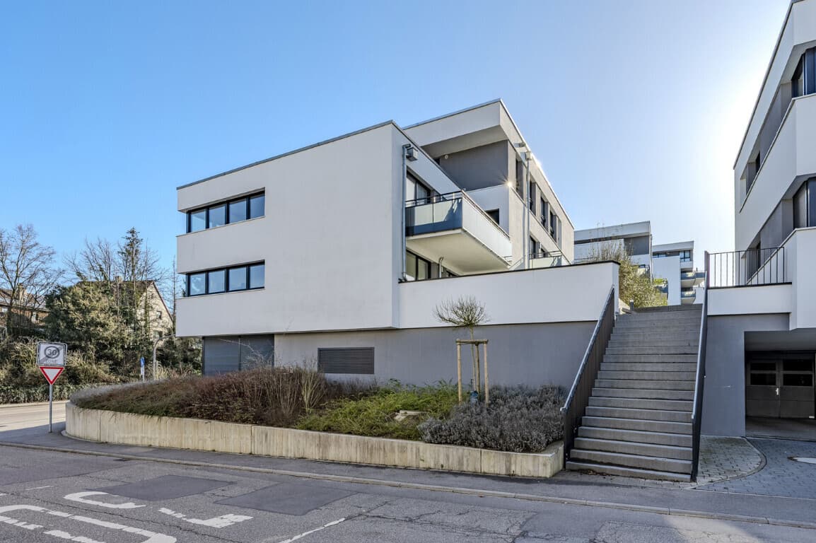 Hochwertig ausgestattete und sonnige 4-Zimmer inkl. EBK in Bietigheim-Bissingen