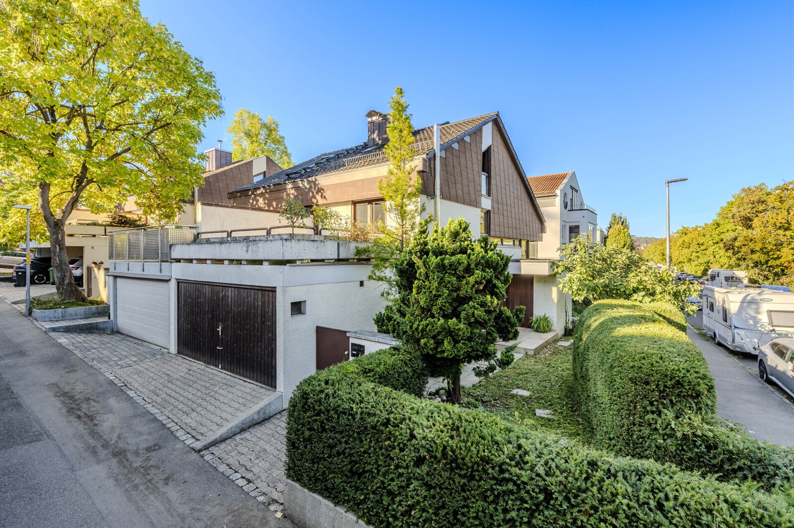 Besonderes Atelierhaus mit Galeriecharakter und viel Gestaltungspotenzial
