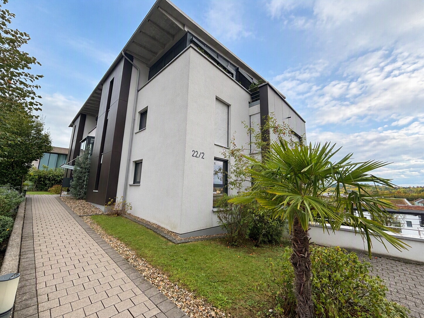 Modern wohnen in Tamm: 3,5 Zimmer mit großem Südbalkon